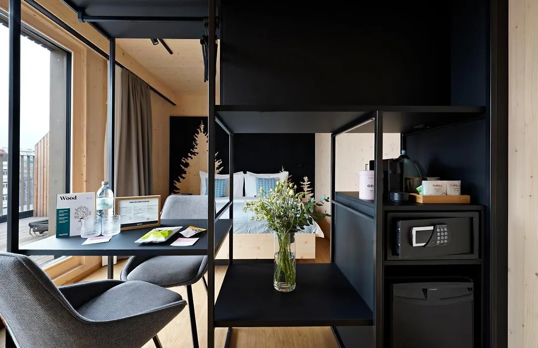 Numa Vienna Wood-1